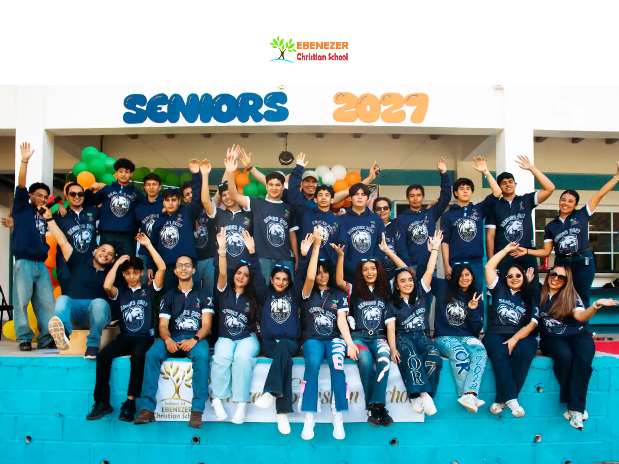 Entrance de nuestros Seniors de Ebenezer Christian School 2027